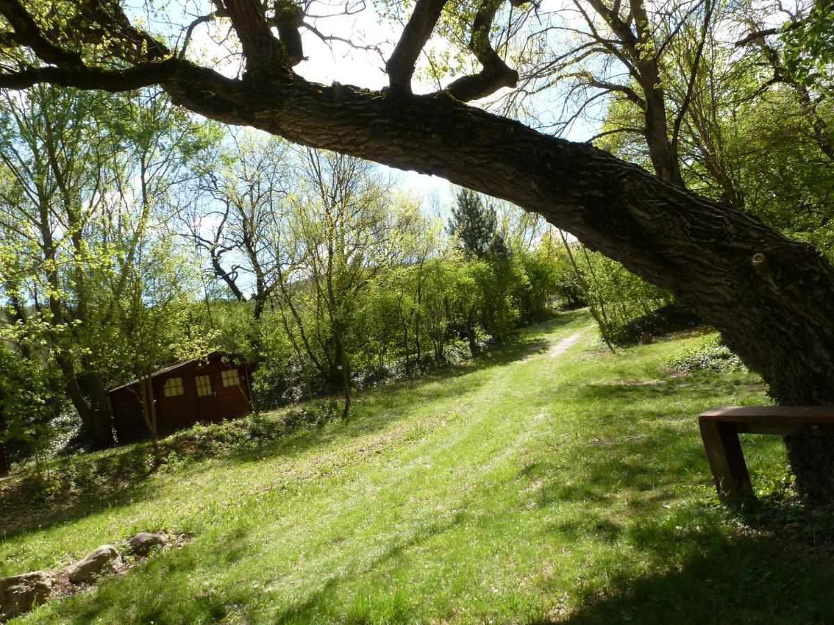 Camping La Vaugelette - Drome Montclar-sur-Gervanne Bagian luar foto